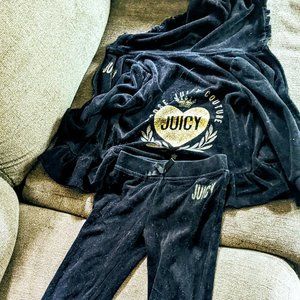 Juicy couture girls track suit